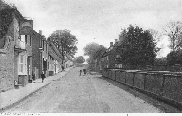 Sheep Street looking south-east, Black Horse sign front left